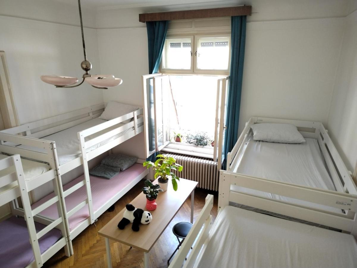 Hostel Monica'S House Belgrad Zewnętrze zdjęcie