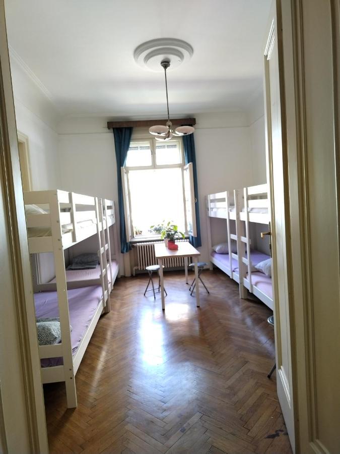 Hostel Monica'S House Belgrad Zewnętrze zdjęcie